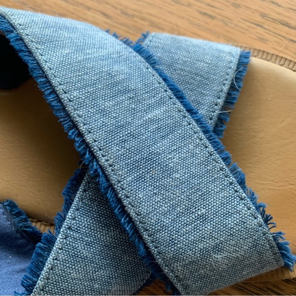 Tom’s Denim look flat Sandals sz9 - Picture 5 of 7